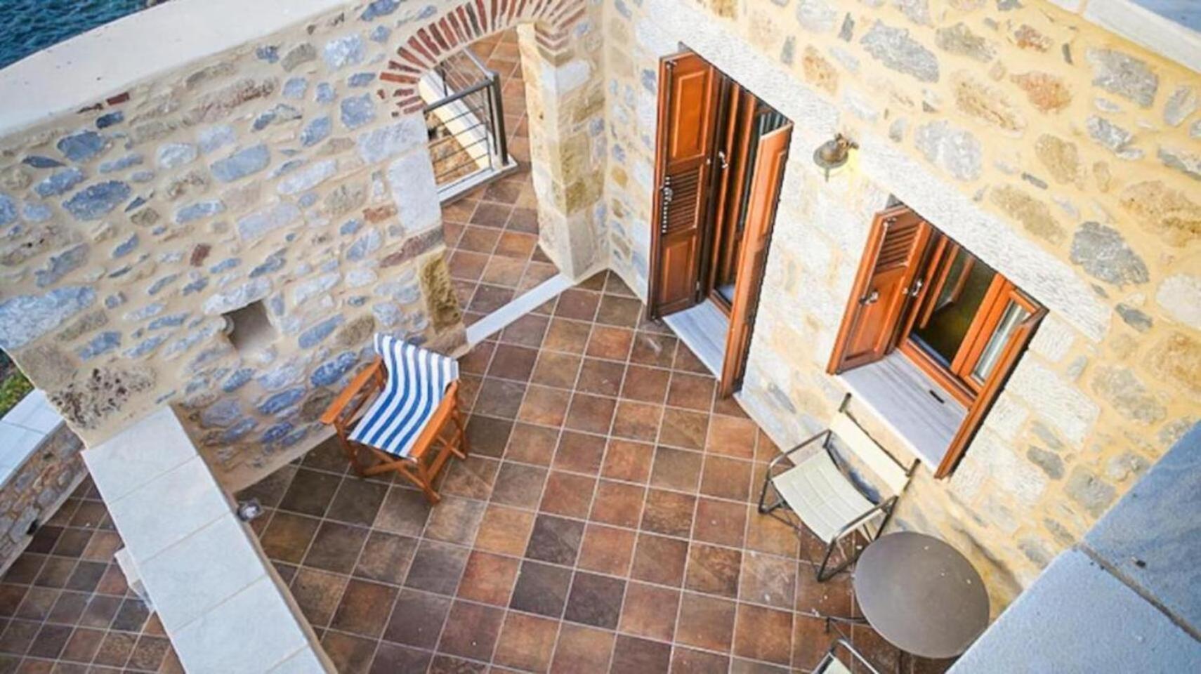 Sun Villa Neo Oitilo Exterior photo