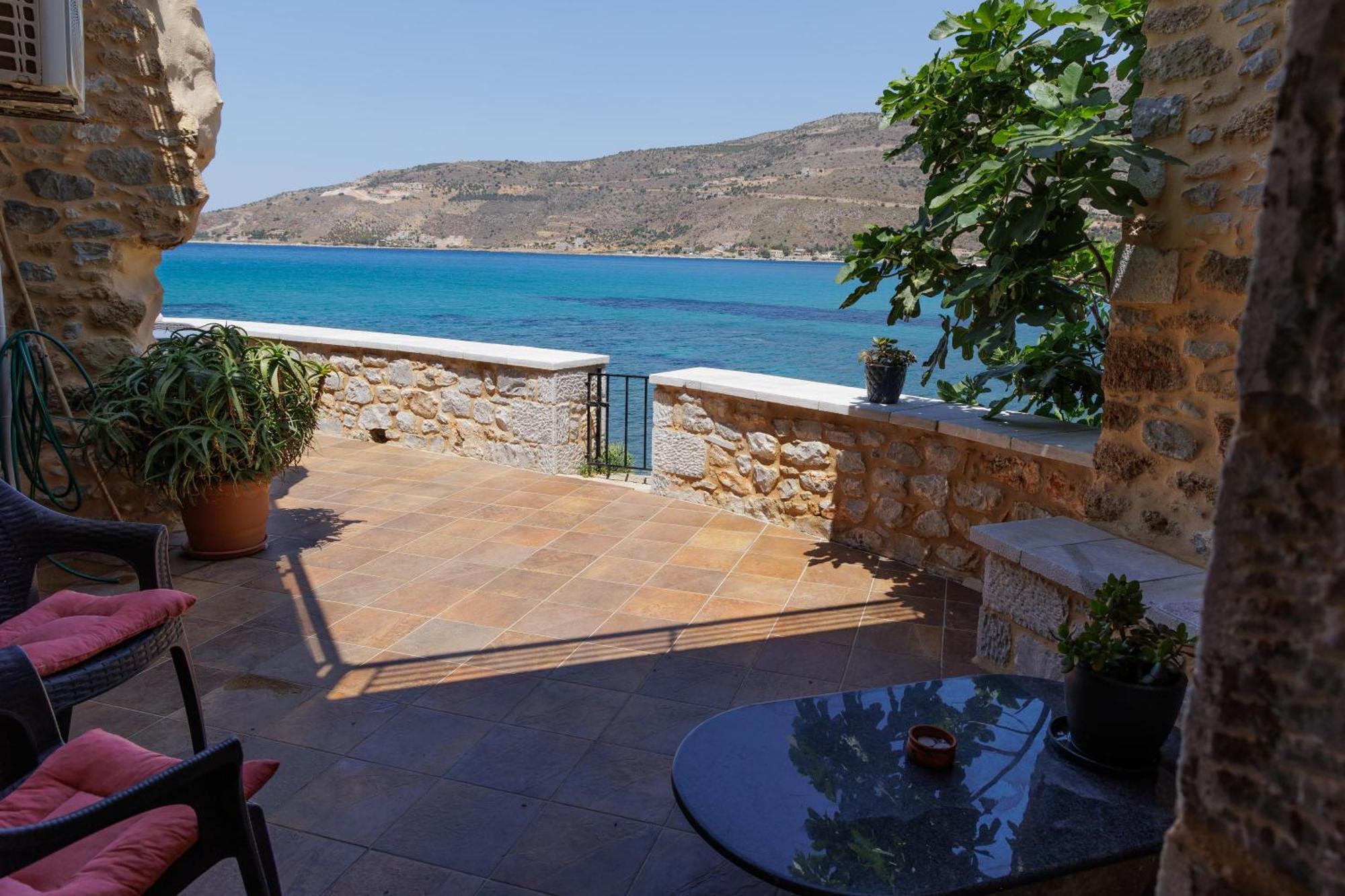 Sun Villa Neo Oitilo Exterior photo