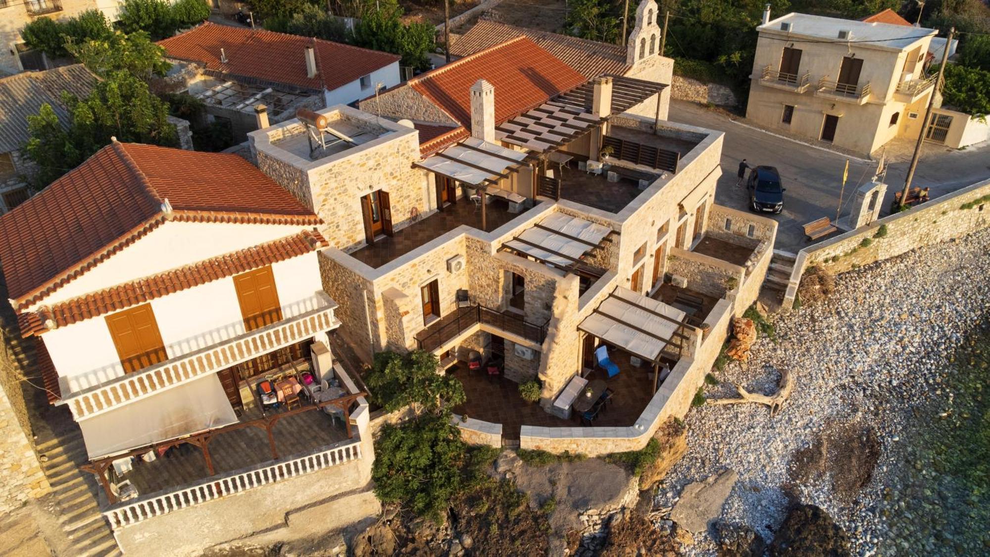 Sun Villa Neo Oitilo Exterior photo
