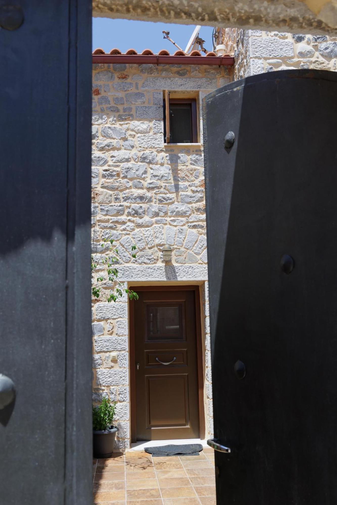 Sun Villa Neo Oitilo Exterior photo