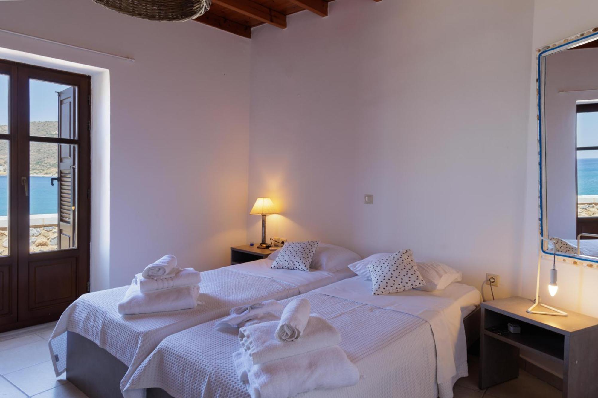 Sun Villa Neo Oitilo Exterior photo